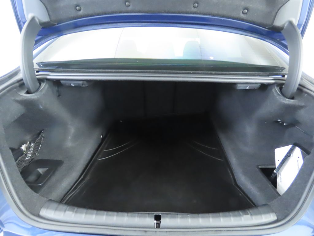 Thumbnail: 2023 BMW 5 Series - 29