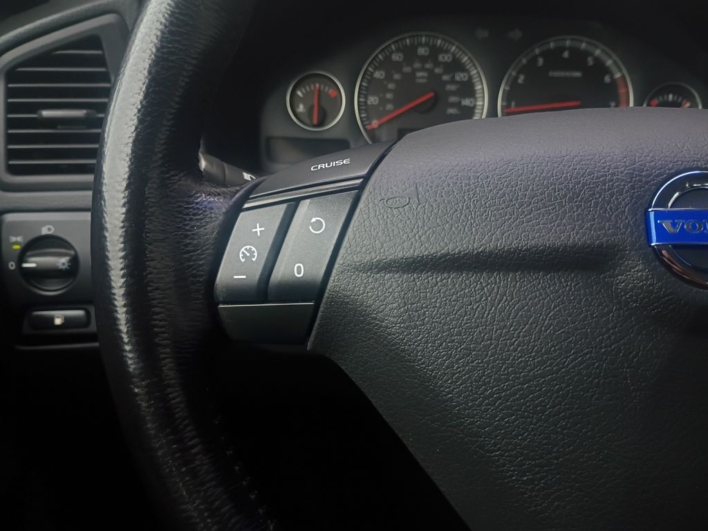 Used Car 2004 Volvo S60  2.4 For Sale Under $10,000 In Austin, Texas