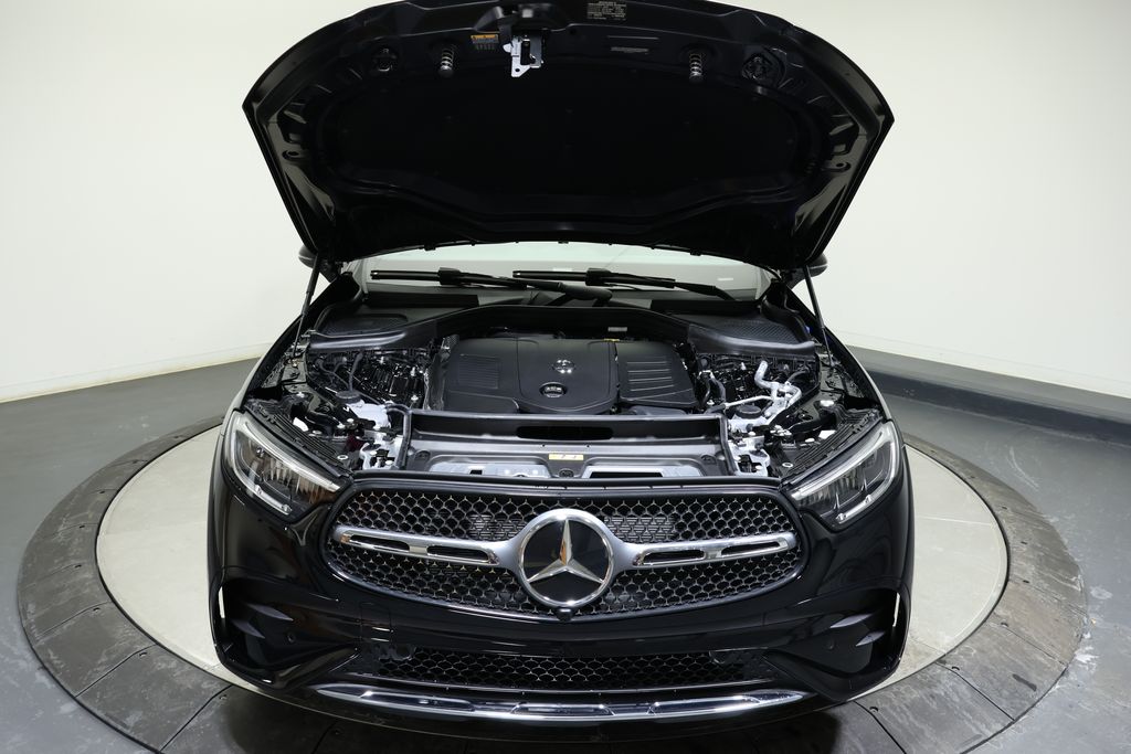 Thumbnail: 2026 Mercedes-Benz GLC - 12
