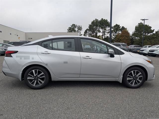 New 2025 Nissan Versa Sedan