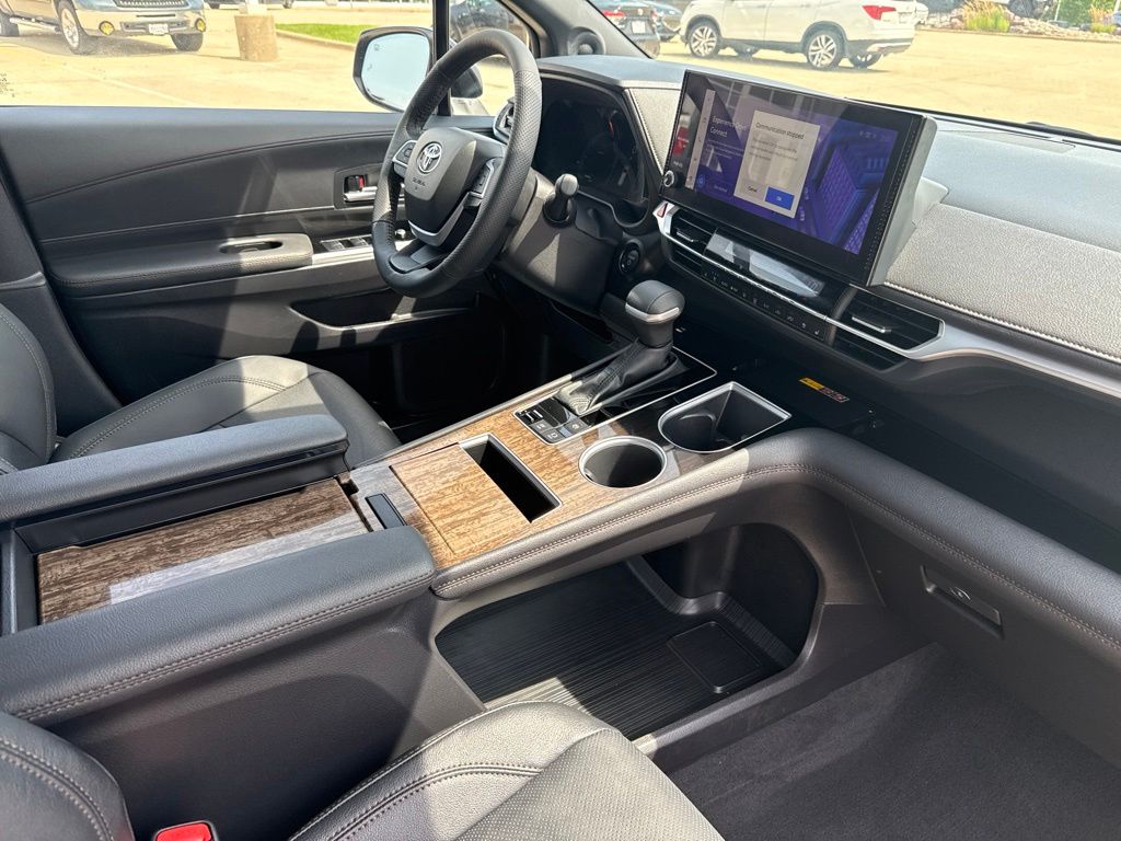 Used 2025 Toyota Sienna Van