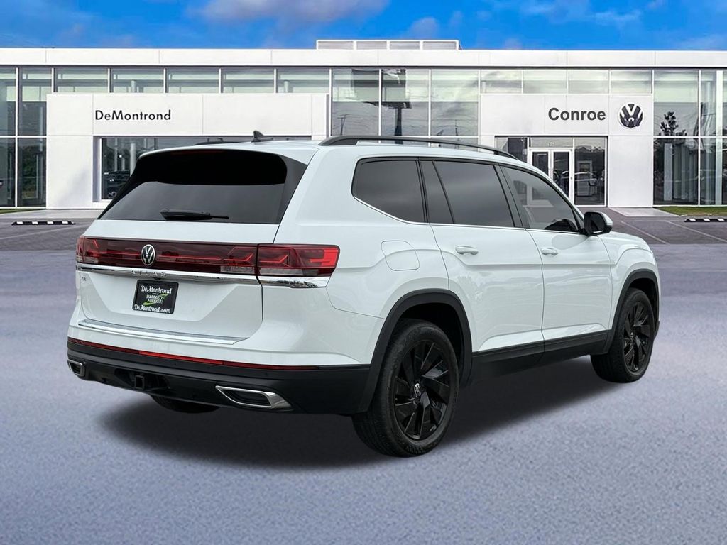 2024 Volkswagen Atlas 2.0T SE w/Technology White at DeMontrond Gulf Freeway