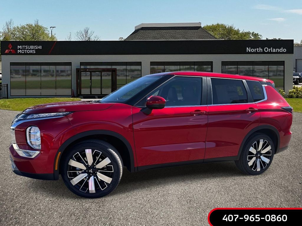 2026 Mitsubishi Outlander SE