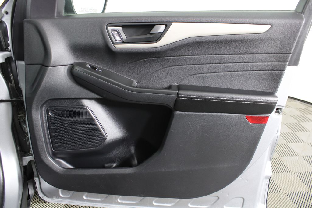 Used 2022 Ford Escape for sale in 