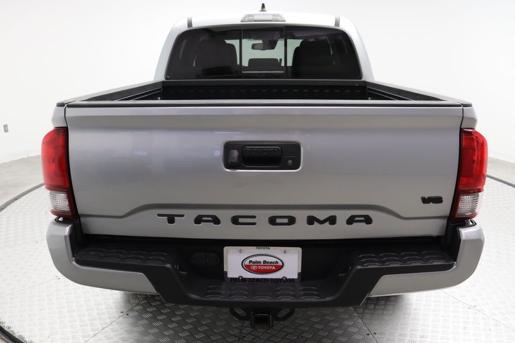 2022 Toyota Tacoma SR5 10