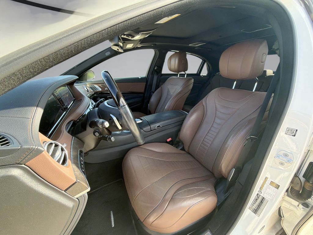 Thumbnail: 2016 Mercedes-Benz S-Class - 30