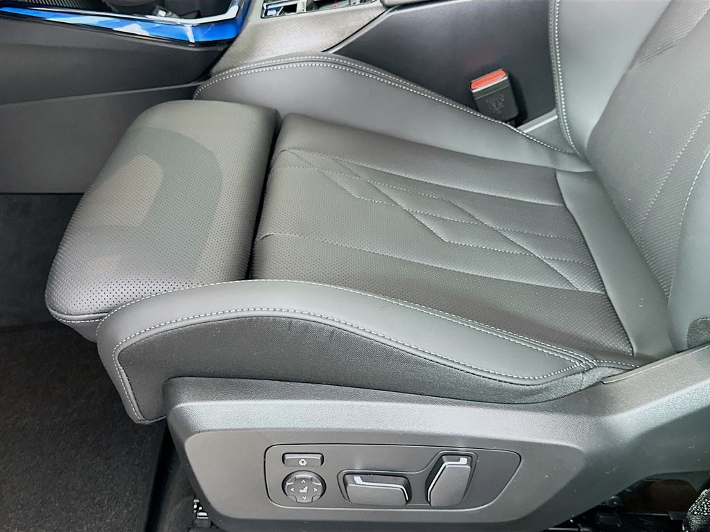 Thumbnail: 2026 BMW X3 - 21