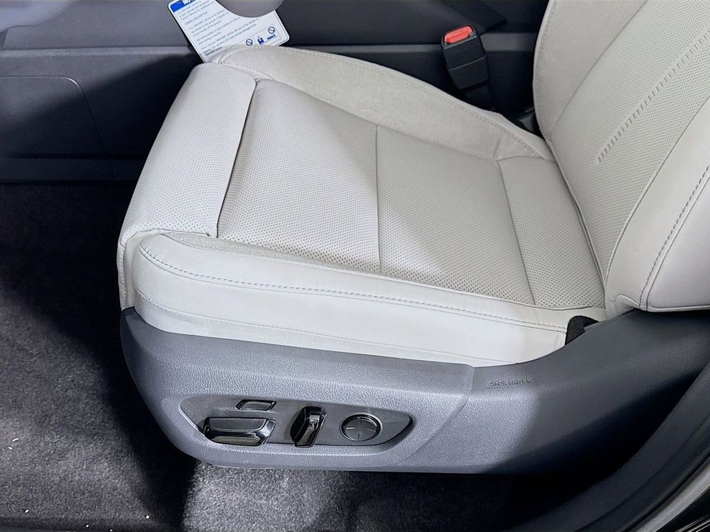 Thumbnail: 2026 Lexus TX - 21