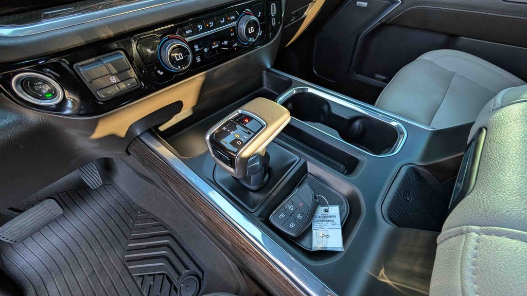 Used 2022 Chevrolet Silverado 1500 LT Trail Boss 4D Crew Cab