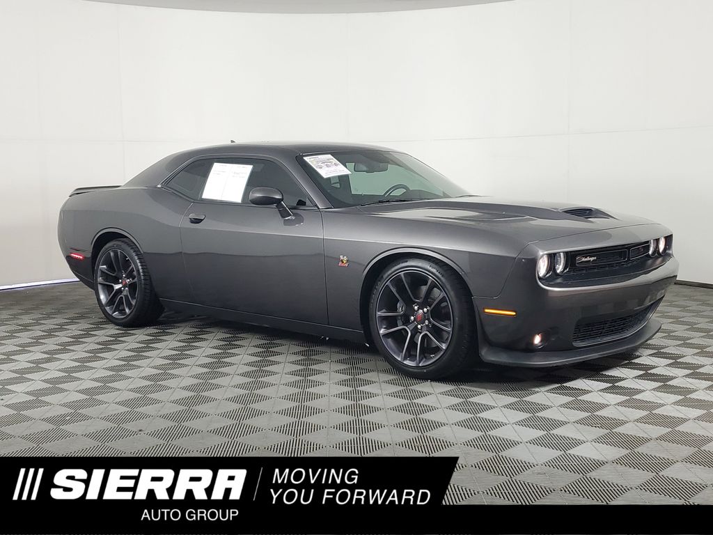 Gray (Granite Crystal Metallic Clearcoat) 2022 Dodge Challenger R/T Scat Pack RWD Coupe Rear-Wheel Drive 8-Speed Automatic