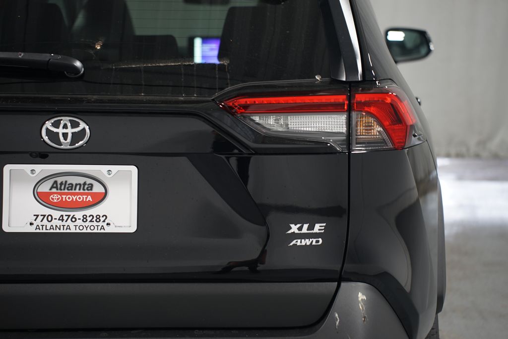 Thumbnail: 2025 Toyota RAV4 - 10