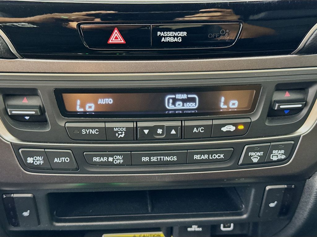 Used Car 2021 Honda Pilot  Special Edition For Sale Under $30,000 In Austin, Texas