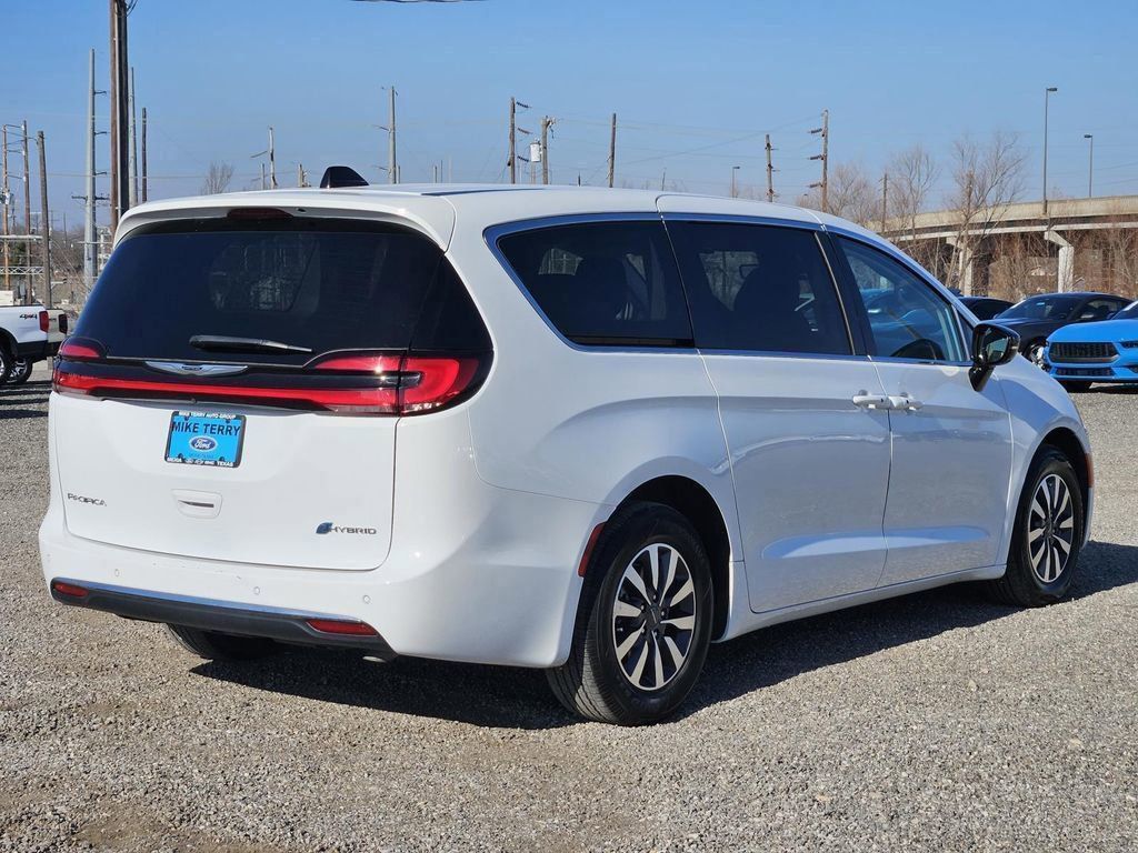 Bright White Clearcoat 2024 Chrysler Pacifica Hybrid Select FWD Minivan Front-Wheel Drive Continuously Variable Transmission