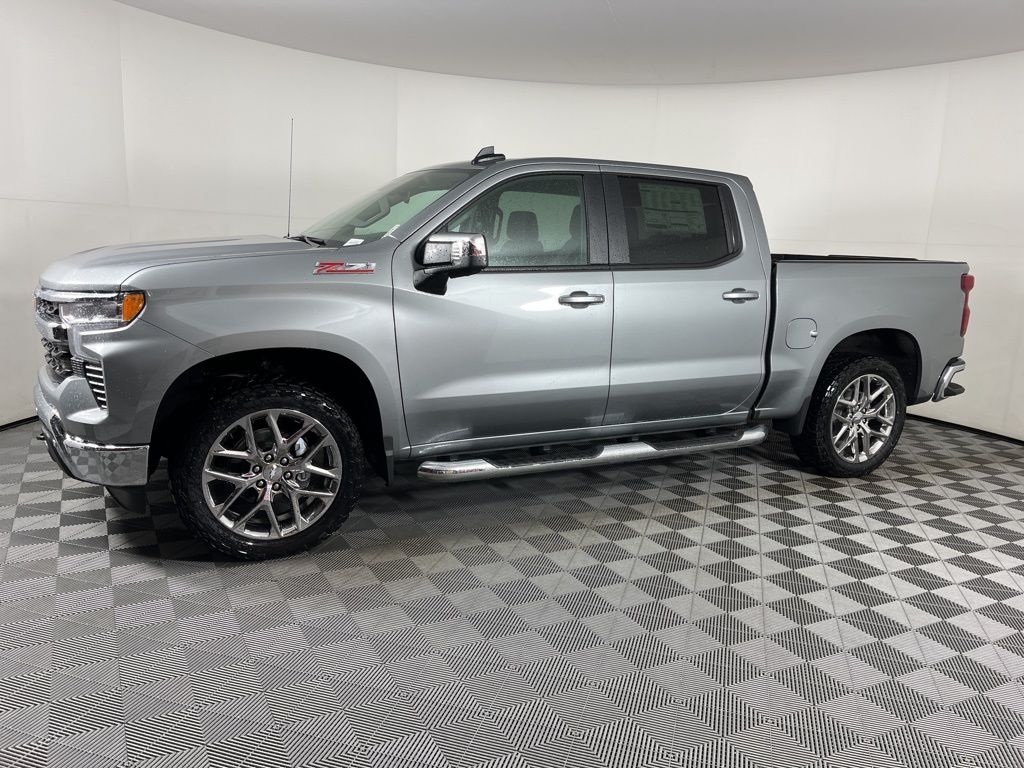 Thumbnail: 2026 Chevrolet Silverado 1500 - 2