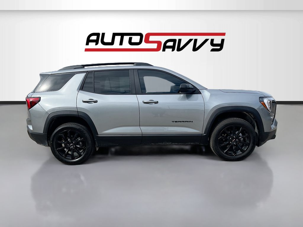 Used 2026 Silver GMC Elevation image 8