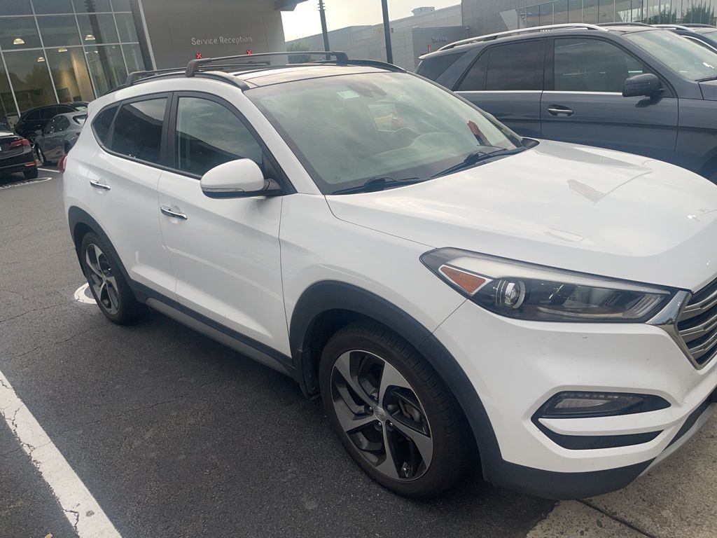 Thumbnail: 2017 Hyundai Tucson - 2