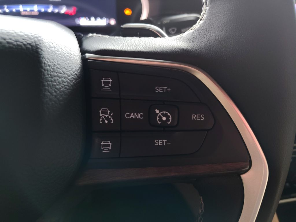 Used Car 2024 Jeep Grand Cherokee  Wagon 4 Dr. Limited Rear Wheel Drive For Sale Under $35,000 In Austin, Texas