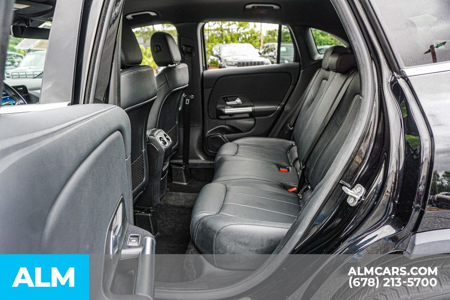 Used 2025 Black Mercedes-Benz GLA 250 image 21