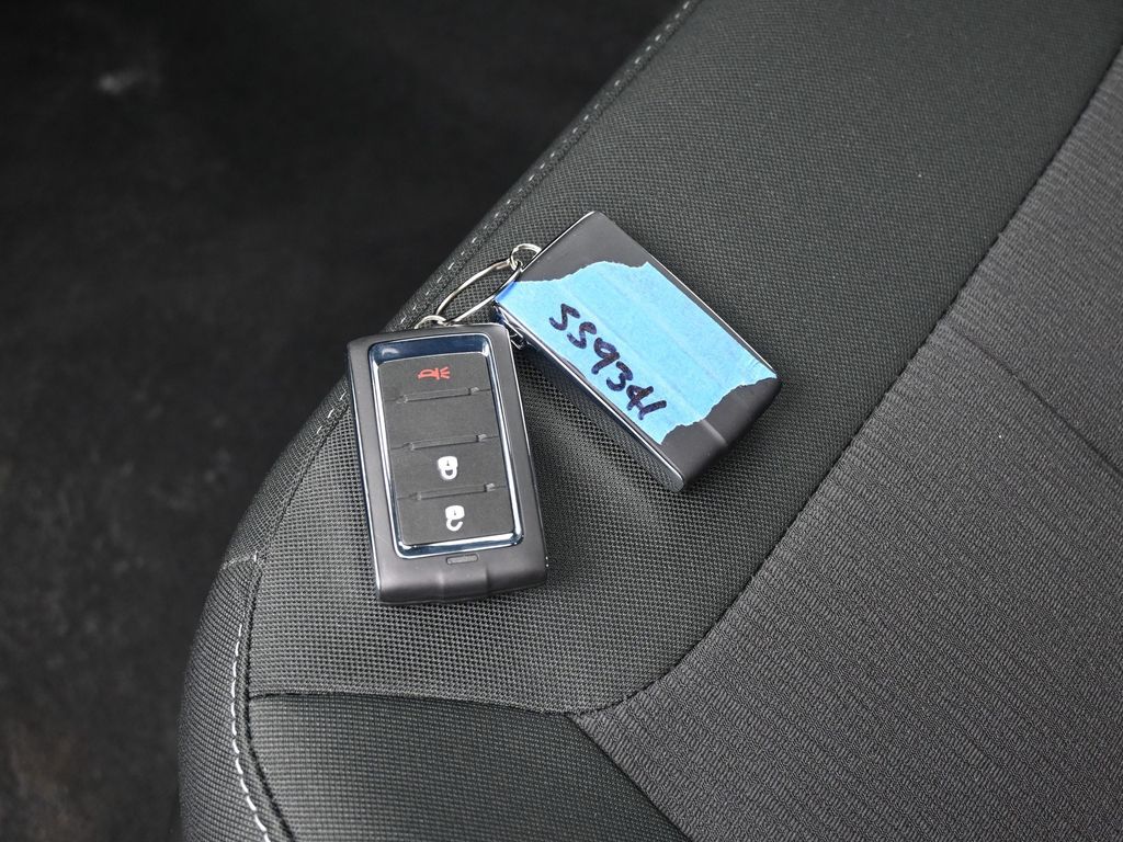 New 2026 Bright White Clearcoat Jeep Laredo image 18