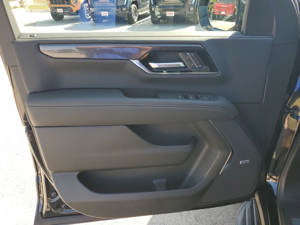 New Car 2025 Gmc Yukon  Elevation For Sale In Austin, Texas