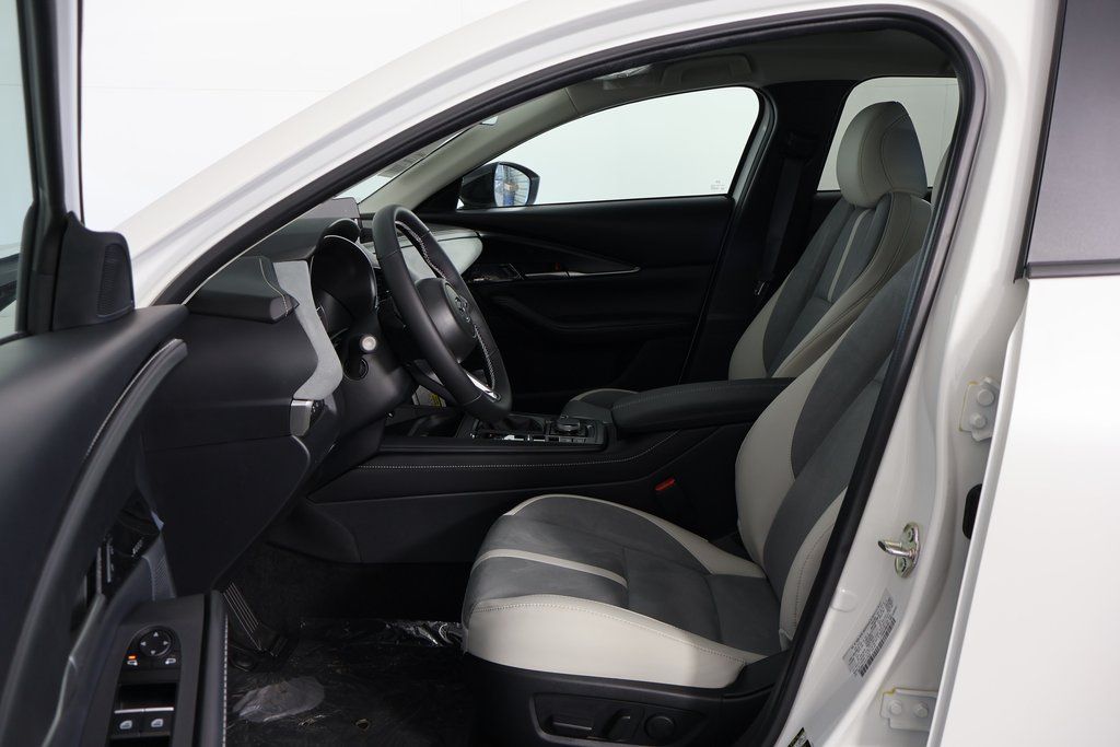 Thumbnail: 2026 Mazda CX-30 - 5