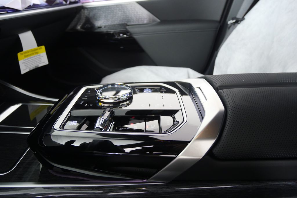 Thumbnail: 2026 BMW 7 Series - 23