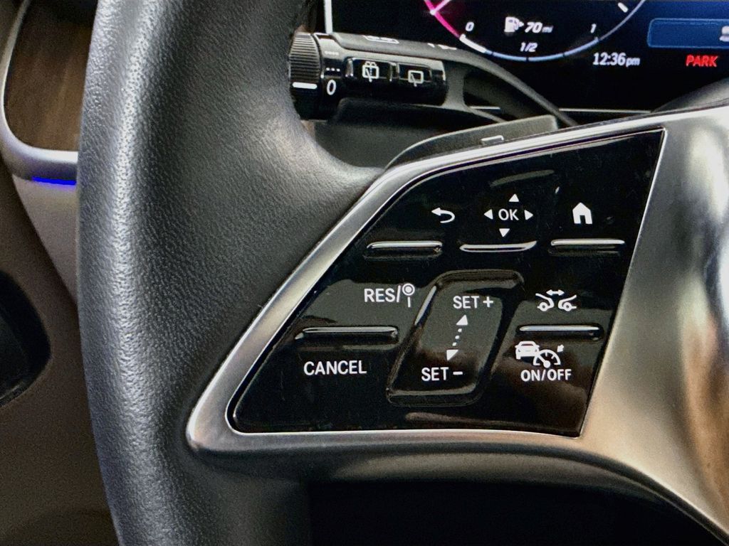 Thumbnail: 2026 Mercedes-Benz GLC - 11
