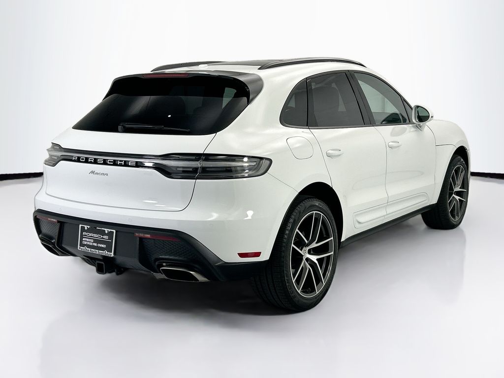 Thumbnail: 2025 Porsche Macan - 7