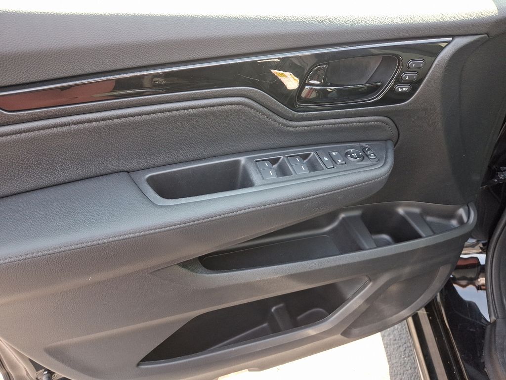 2022 Honda Odyssey Touring 17