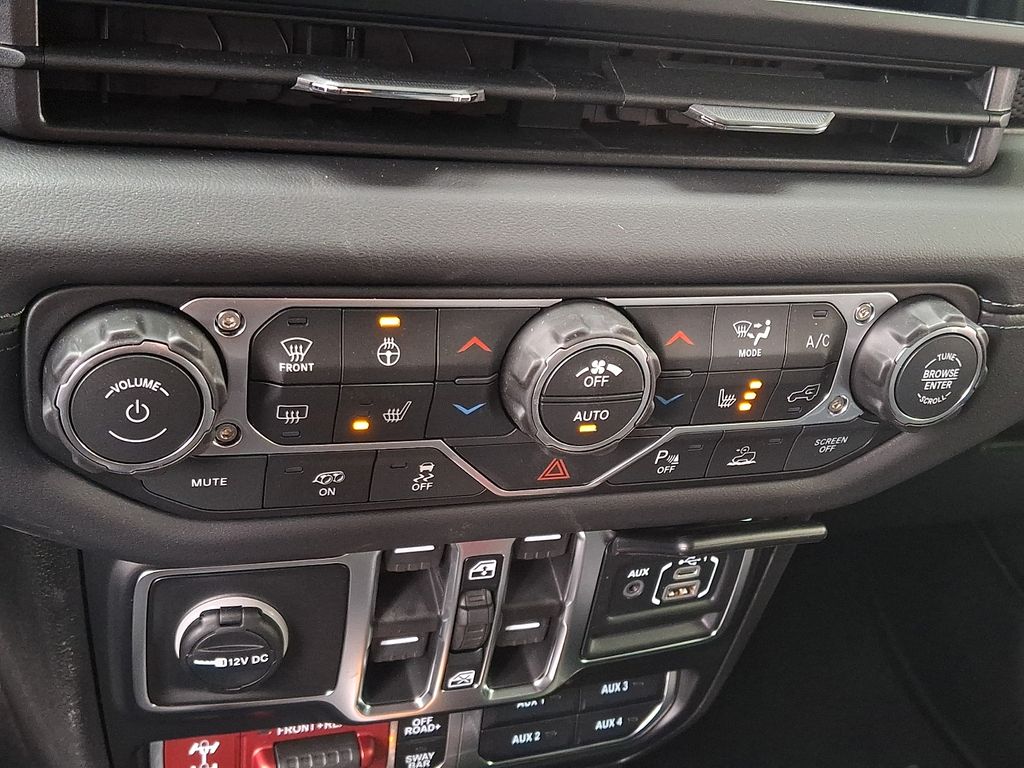 New 2026 Jeep Wrangler SUV