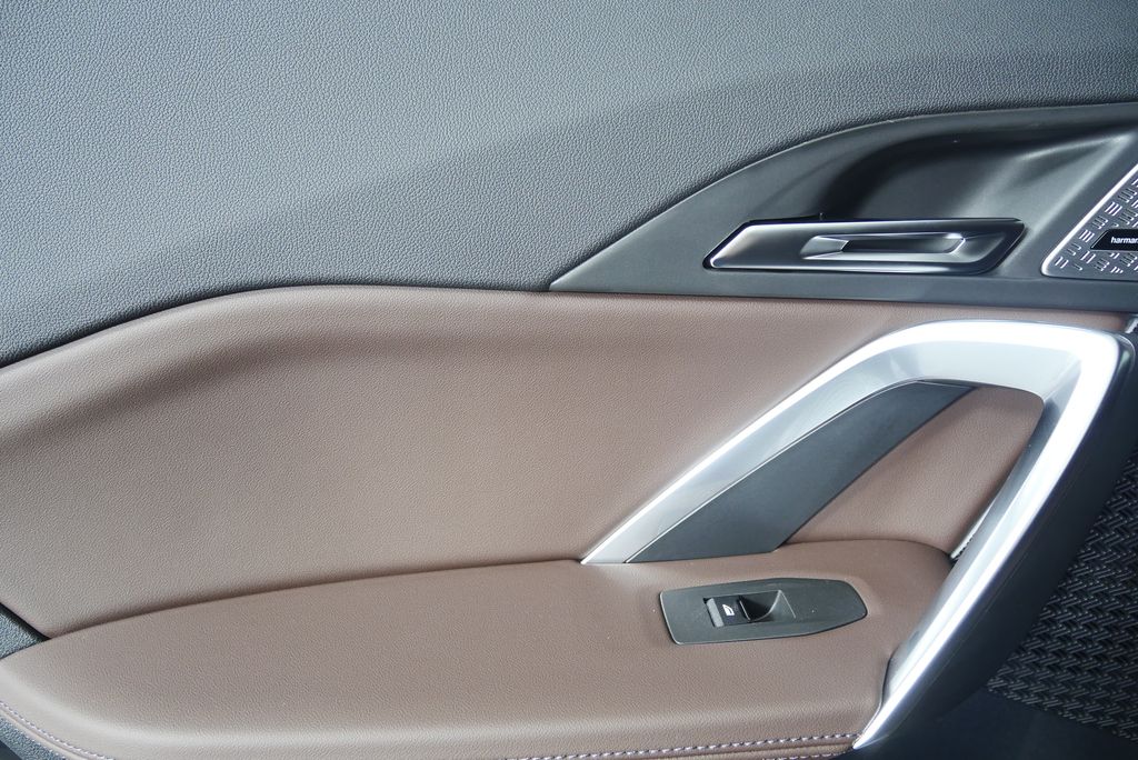 Thumbnail: 2025 BMW X1 - 14