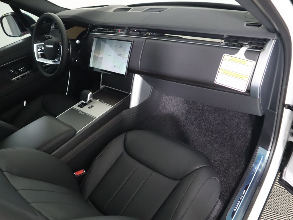 Thumbnail: 2025 Land Rover Range Rover - 19
