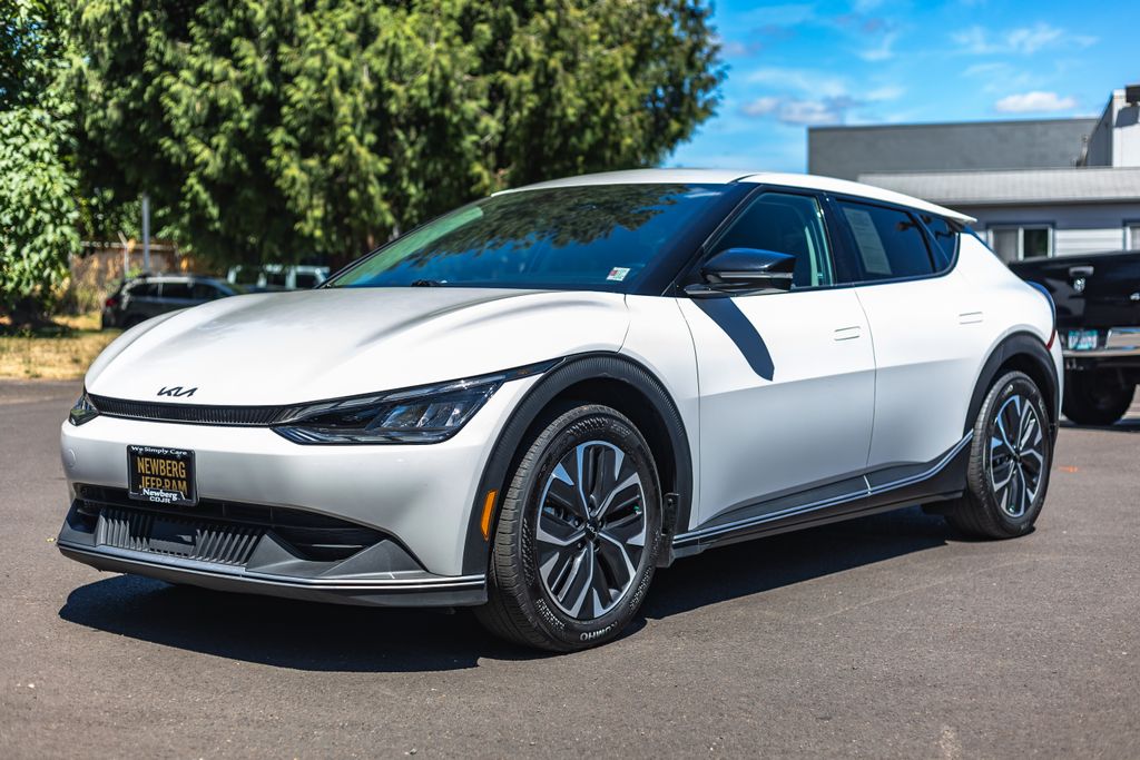 2024 Kia EV6 Light thumbnail 4