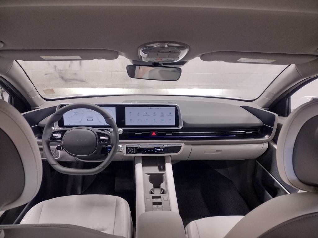 2025 Hyundai IONIQ 6 SEL