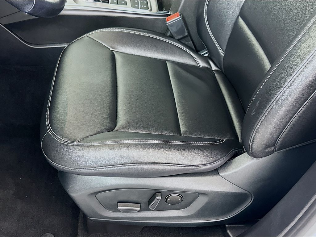 Thumbnail: 2021 Ford Explorer - 20