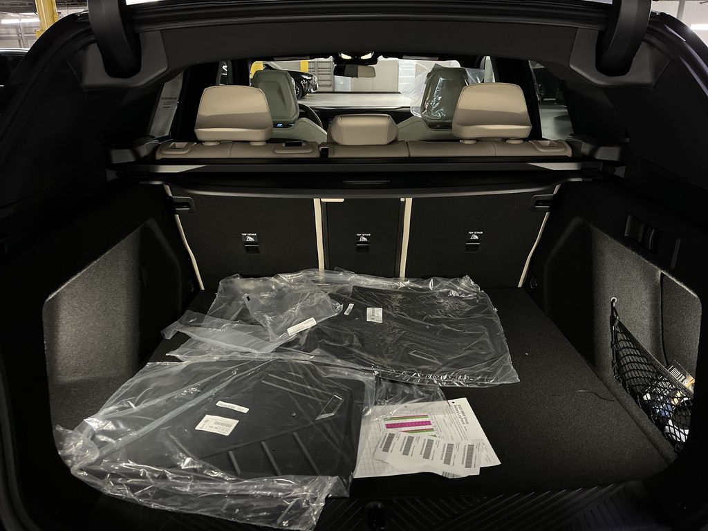 Thumbnail: 2026 BMW X3 - 24