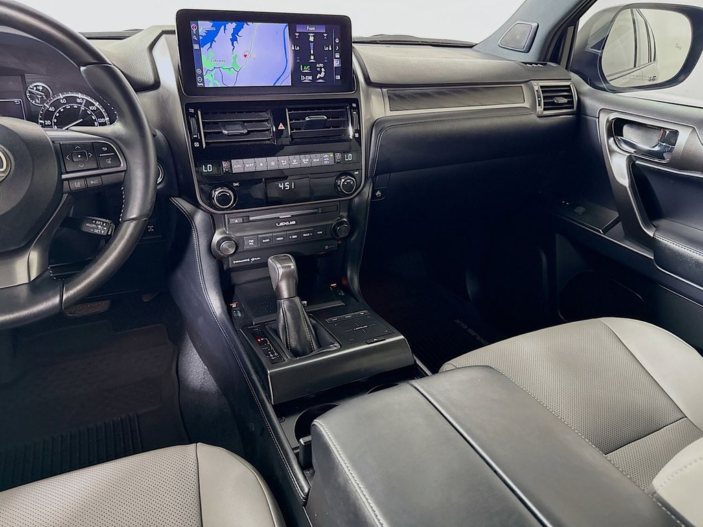 Thumbnail: 2023 Lexus GX - 24
