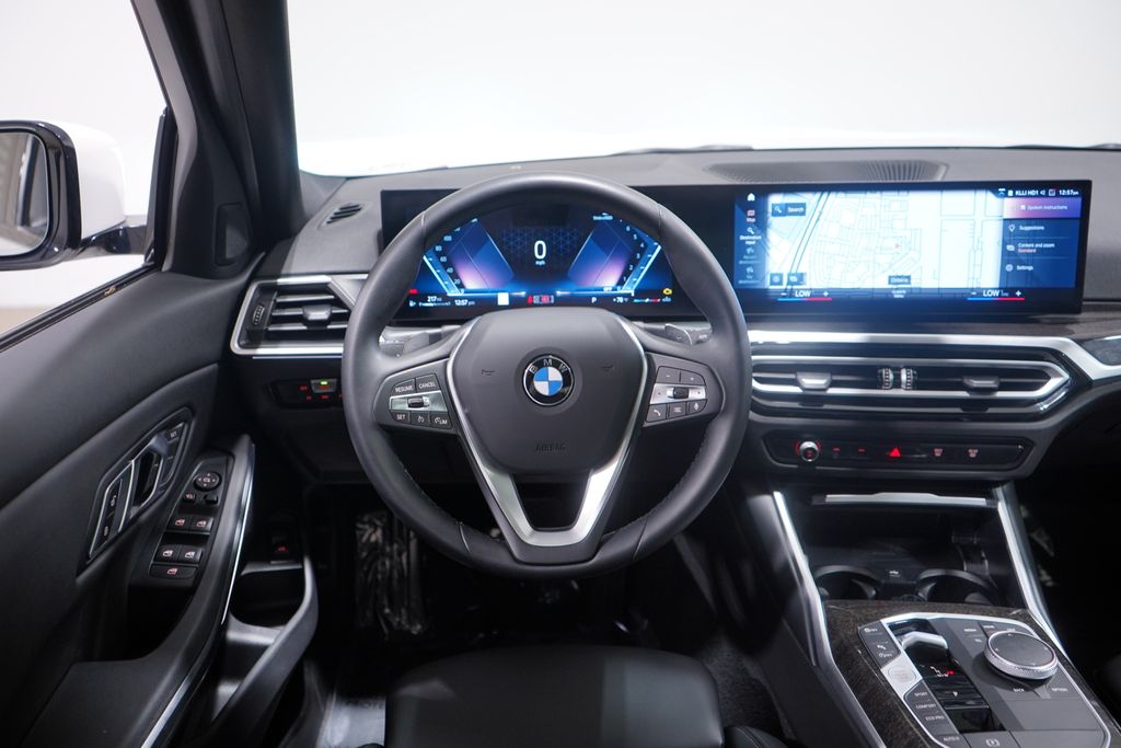 Thumbnail: 2023 BMW 3 Series - 11
