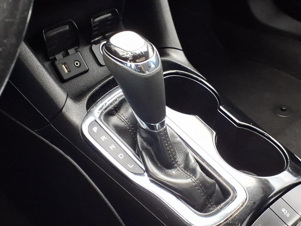 2016 Chevrolet Cruze #16
