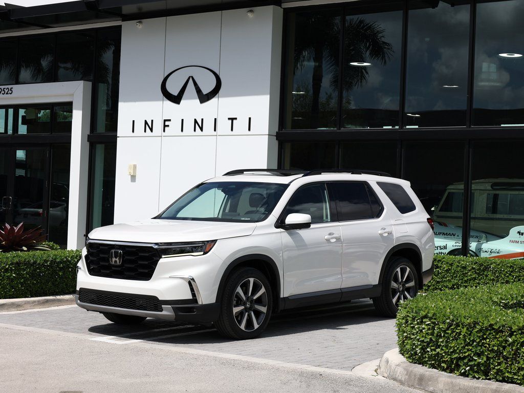 2023 Honda Pilot Elite AWD