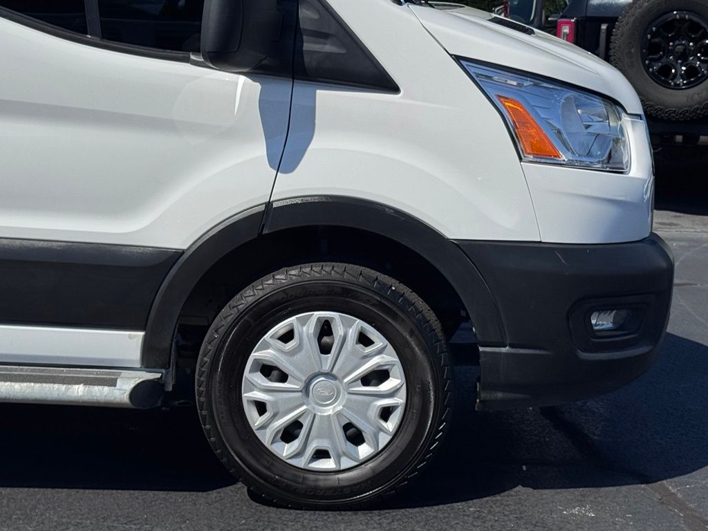 FordTransit-25033