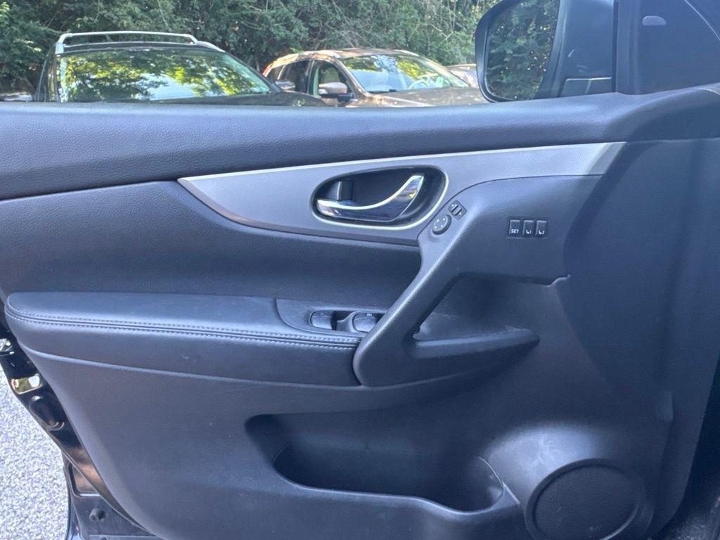 2020 Nissan Rogue Sport SL Black at Bob Ruth Ford
