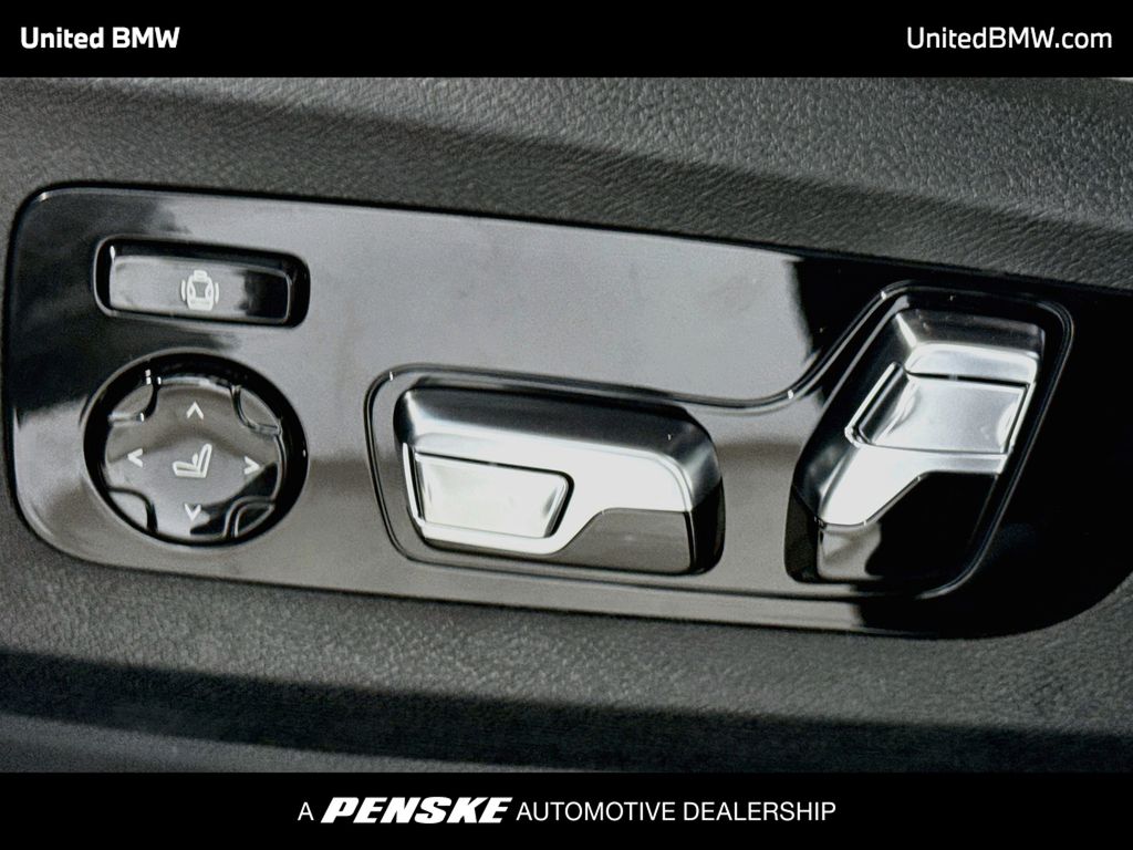 Thumbnail: 2027 BMW X6 - 11