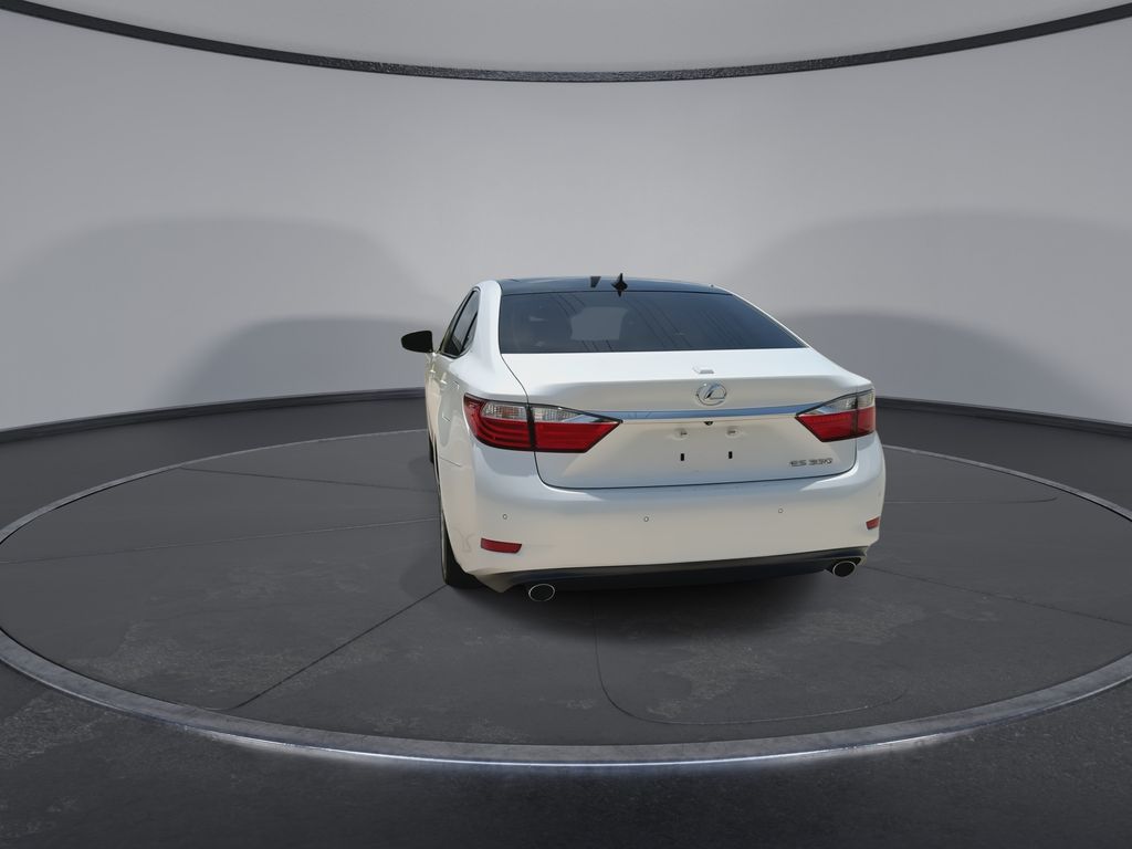 Thumbnail: 2015 Lexus ES - 7