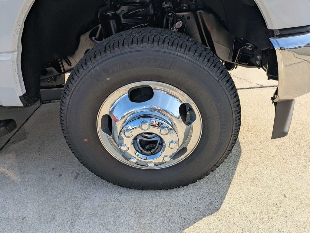 2026 Ford F-350 Super Duty XLT