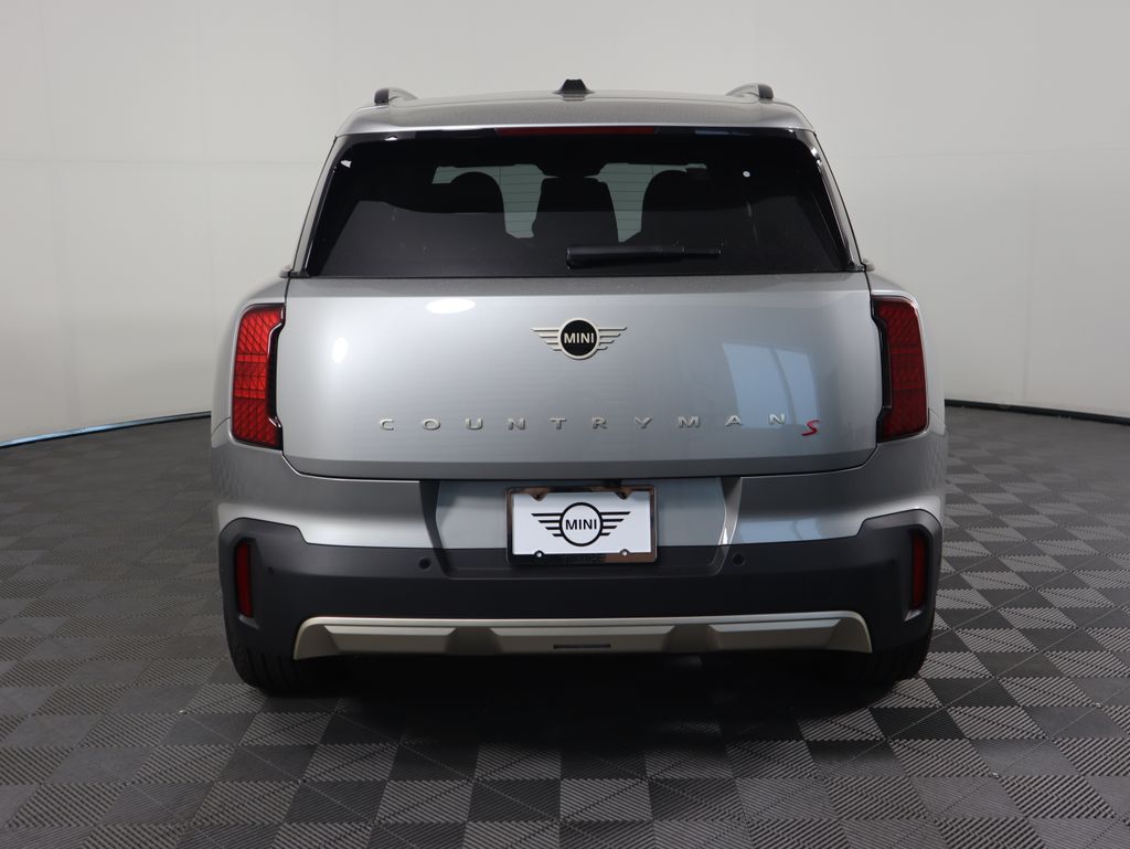 2025 MINI Cooper Countryman Iconic 7