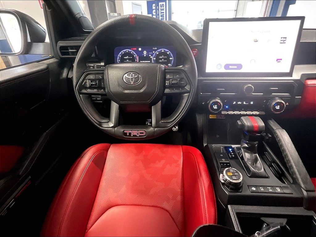 2025 Toyota Tacoma Hybrid — photo 17