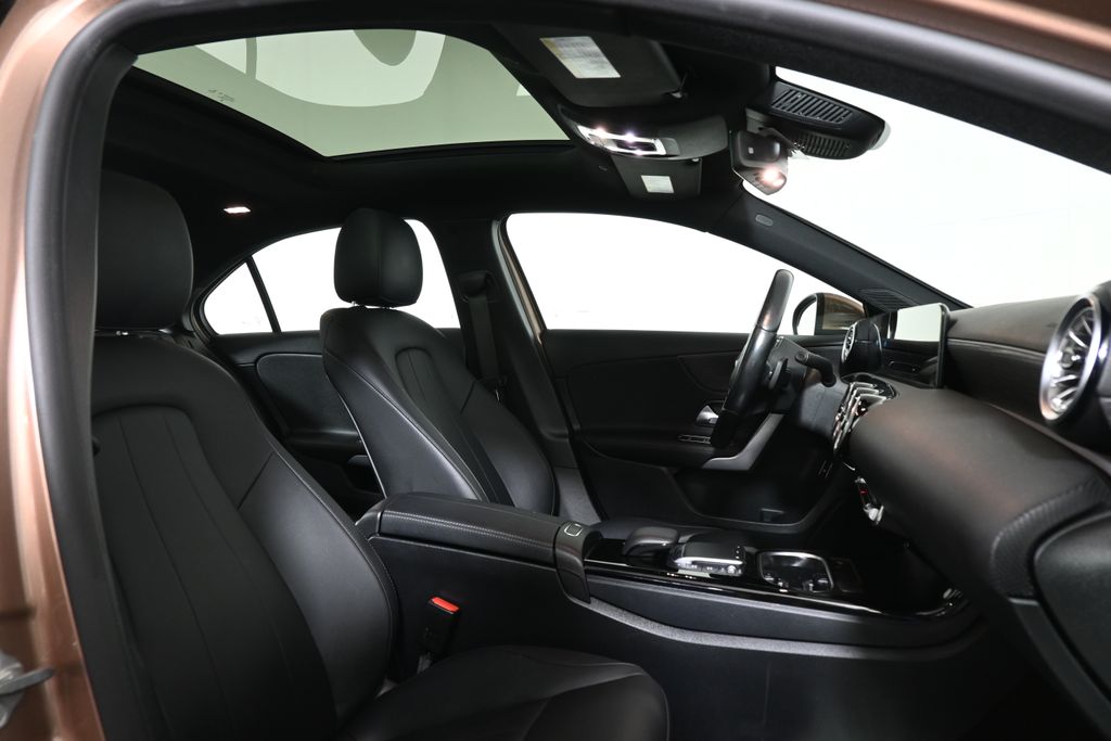 Thumbnail: 2022 Mercedes-Benz A-Class - 26