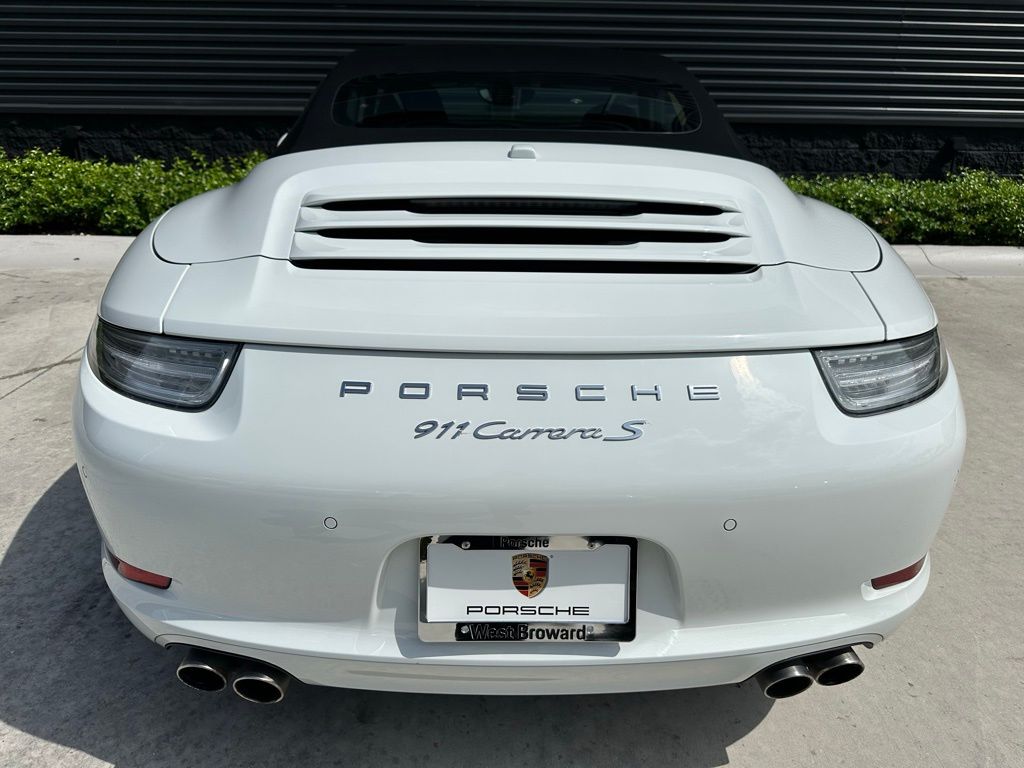 2013 Porsche 911 Carrera S 11