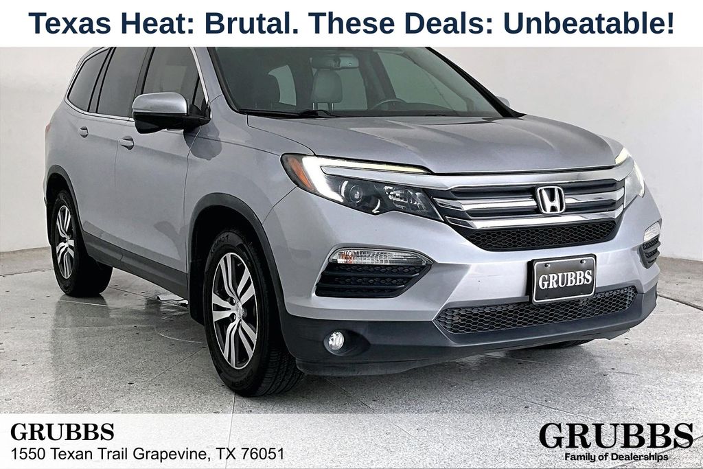 Lunar Silver Metallic 2017 Honda Pilot SUV / Crossover Front-Wheel Drive 6-Speed Automatic